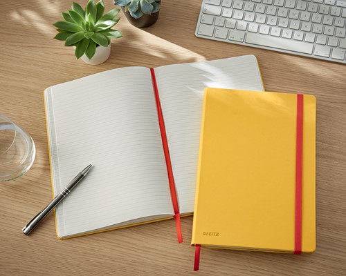 Notitieboek Leitz Cosy B5 160blz 100gr sp lijn gl 1 Stuk-2