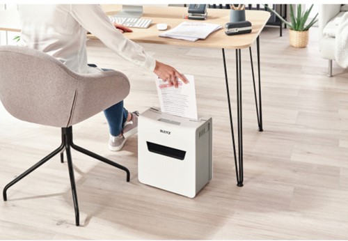 Papiervernietiger Leitz IQ Protect Premium 6x 1 Stuk-2