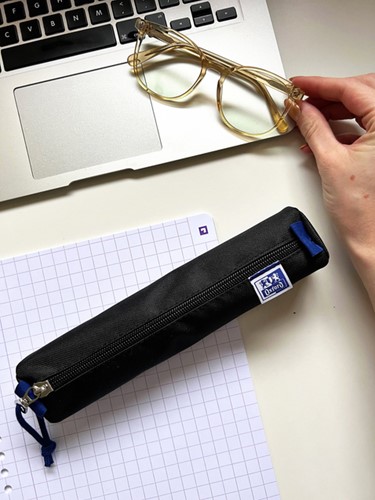 Pennenetui Oxford rond zwart 1 Stuk-2