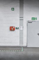 Vloermarkeringstape DURALINE 50mmx30m groen wit 1 Stuk-1