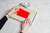 Etiket Rillprint 70x37mm fluor rood 2400 stuks-1