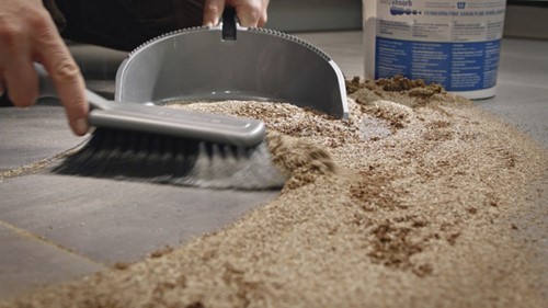 Absorptiekorrels easy absorb fijne korrel 1.5l 1 emmer-2