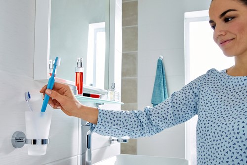 Bekerhouder tesa  verchr metaal zelfkl 1 Stuk-1