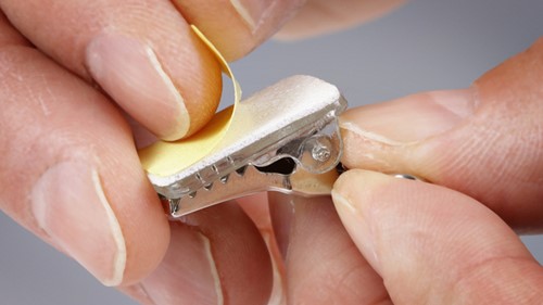 Clip met speld Europel zelfklevend tbv badges 1 Stuk-3