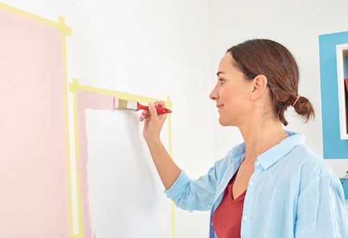 Afplaktape tesa Economy 50mmx50m creme 1 Rol-2